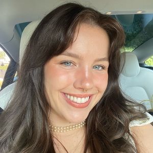 Meet your Posher, Annie